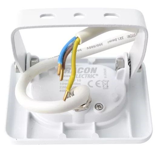 TRACON RSMDLF10 SMD fényvető, fehér 220-240V AC, 10W, 4000K, IP65, 800lm, EEI=G