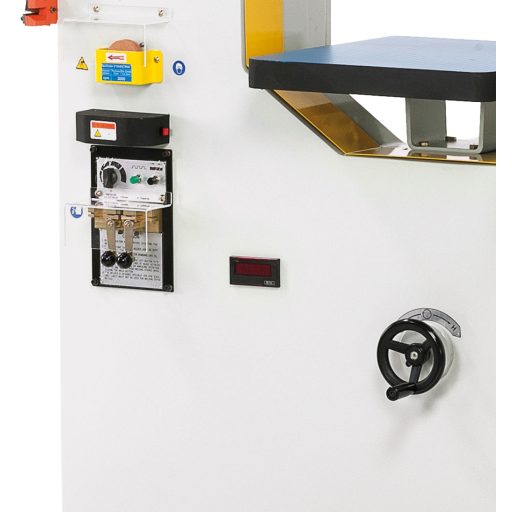 Bernardo VMS 1000 A Függőleges szalagfűrész